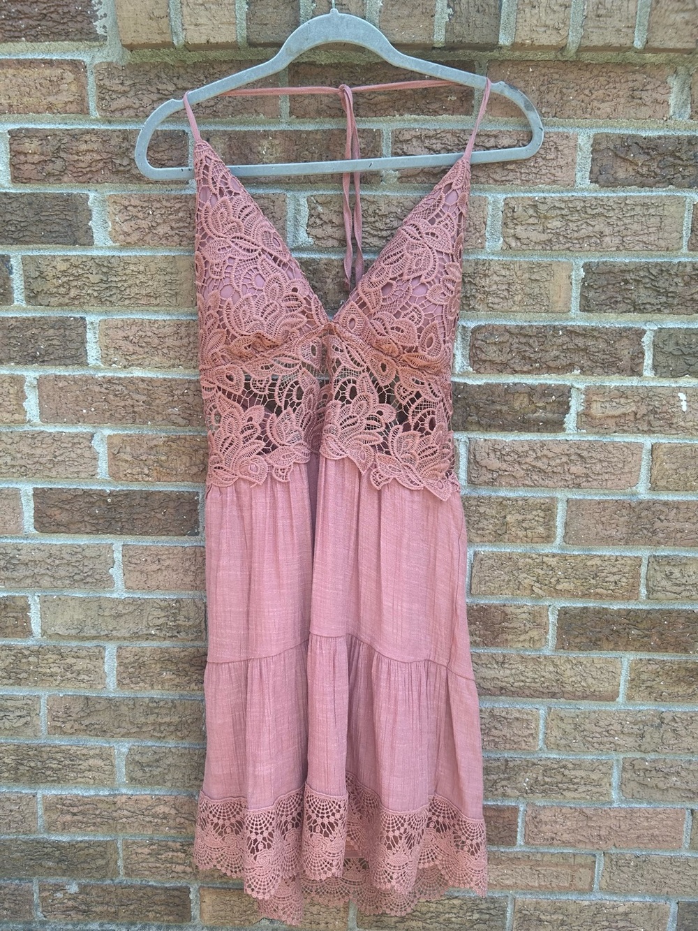 Rebellion Dusty Rose Lace-Trim Backless Sundress size large - Picture 5 of 11
